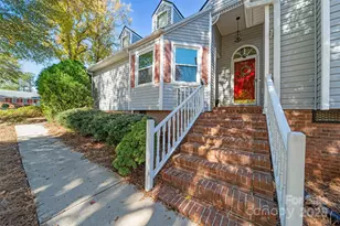 400 Woodson Ct, Spartanburg, SC 29303 - Photo 2