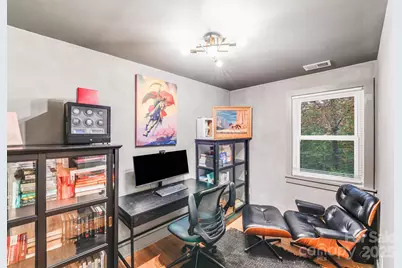 4910 Valley Stream Road, Charlotte, NC 28209 - Photo 18