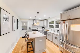 4910 Valley Stream Rd, Charlotte, NC 28209 - Photo 10