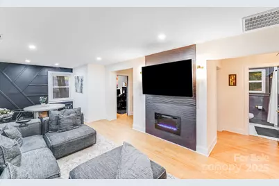 4910 Valley Stream Road, Charlotte, NC 28209 - Photo 6