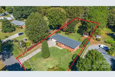 2033 Kimway Drive, Matthews, NC 28105 - Photo 4