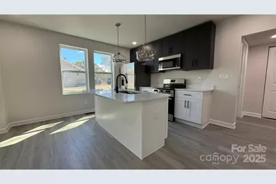 227 W 11th Street, Salisbury, NC 28144 - Photo 6