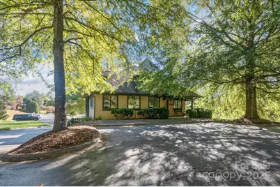 5 Park Place E, Brevard, NC 28712 - Photo 2