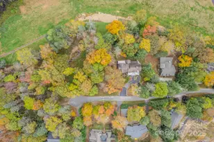 202 Riverlinks Dr, Burnsville, NC 28714 - Photo 10