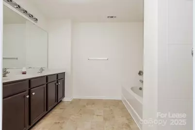 3431 Victoria Brook Lane, Charlotte, NC 28208 - Photo 8