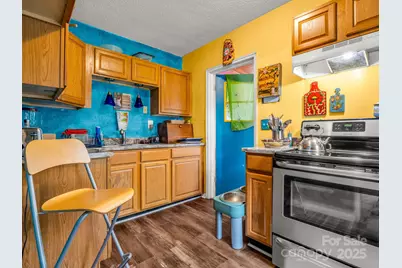 1729 Clairmont Drive, Hendersonville, NC 28791 - Photo 12