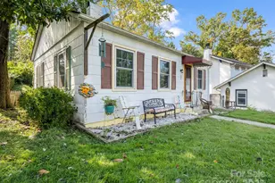 1729 Clairmont Dr, Hendersonville, NC 28791 - Photo 6