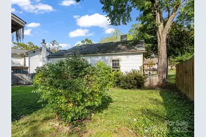 1729 Clairmont Drive, Hendersonville, NC 28791 - Photo 26