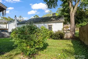 1729 Clairmont Dr, Hendersonville, NC 28791 - Photo 26