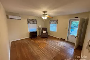 1003 Ramseur St, Kings Mountain, NC 28086 - Photo 2