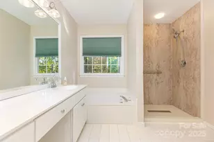 8437 Kilmartin Ln, Charlotte, NC 28269 - Photo 12