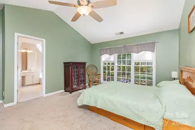 8437 Kilmartin Lane, Charlotte, NC 28269 - Photo 10