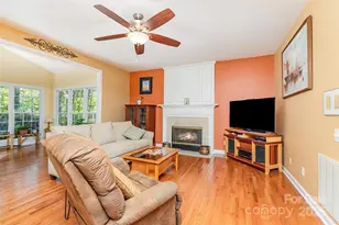 8437 Kilmartin Ln, Charlotte, NC 28269 - Photo 6