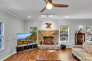 132 Aldersgate Rd, Waynesville, NC 28786 - Photo 4