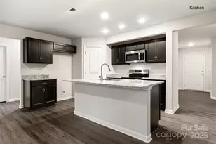 1602 University Dr, Lancaster, SC 29720 - Photo 2