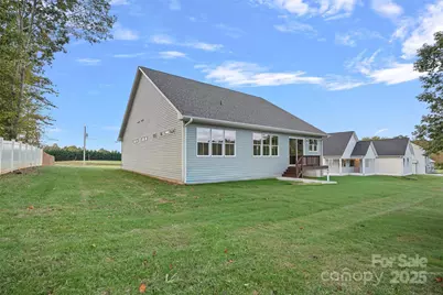 155 Rimrock Road, Harmony, NC 28634 - Photo 32