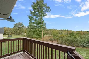 155 Rimrock Rd, Harmony, NC 28634 - Photo 34