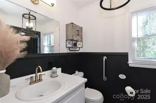 205 W Centerview St, China Grove, NC 28023 - Photo 28