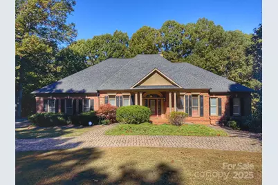 14900 Crooked Branch Lane, Charlotte, NC 28278 - Photo 1