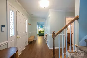 2138 Kilkenney Hill Rd, Matthews, NC 28105 - Photo 2