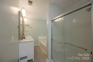 2138 Kilkenney Hill Rd, Matthews, NC 28105 - Photo 12