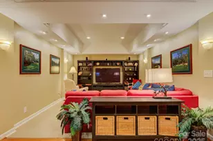 7820 Crestfield Ln, Tega Cay, SC 29708 - Photo 6