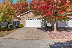 23 Holiday Dr, Arden, NC 28704 - Photo 1