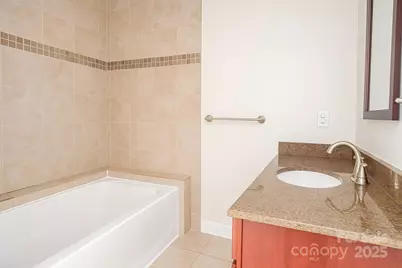 827 Drummond Avenue, Charlotte, NC 28205 - Photo 4