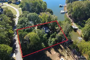 137 Hideaway Ln, Mooresville, NC 28117 - Photo 1