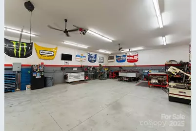 895 E Monbo Road, Statesville, NC 28677 - Photo 34