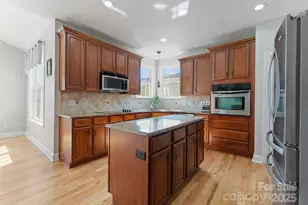 895 E Monbo Rd, Statesville, NC 28677 - Photo 18