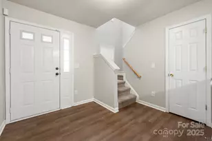 2604 Cochrane Dr, Charlotte, NC 28269 - Photo 4