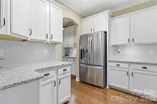 15221 Kissimmee Ln, Mint Hill, NC 28227 - Photo 8