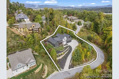 123 Millbrae Loop, Hendersonville, NC 28791 - Photo 12