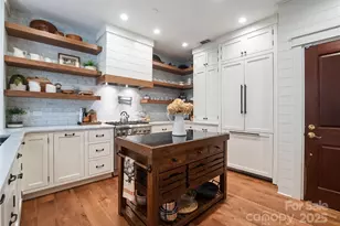 400 N Church St, Charlotte, NC 28202 - Photo 24