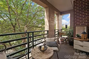 400 N Church St, Charlotte, NC 28202 - Photo 48