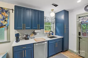 3110 Rodman St, Charlotte, NC 28205 - Photo 16