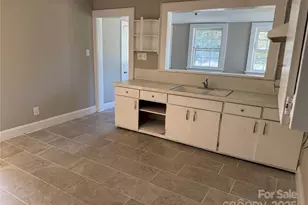 520 Margaret Dr, Statesville, NC 28677 - Photo 8