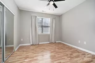 9116 Meadowmont View Dr, Charlotte, NC 28269 - Photo 12