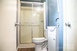 325 Craven St, Biscoe, NC 27209 - Photo 16