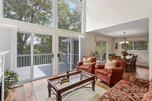 320 Dawnbrook Dr, Flat Rock, NC 28731 - Photo 10