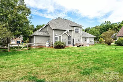 1472 Sweetbriar Lane, Hickory, NC 28602 - Photo 4