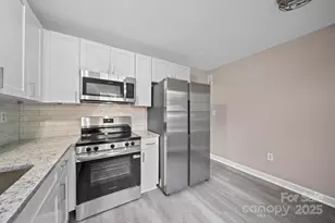 1565 Hunt Club Ct, Rock Hill, SC 29732 - Photo 4