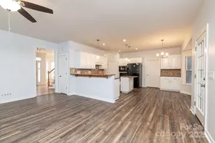 5238 Downing Creek Dr, Charlotte, NC 28269 - Photo 10