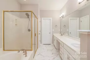 5238 Downing Creek Dr, Charlotte, NC 28269 - Photo 22