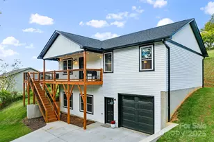 121 Ponder St, Mars Hill, NC 28754 - Photo 2