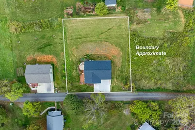 121 Ponder Street, Mars Hill, NC 28754 - Photo 24