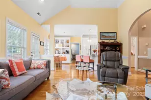 811 4th St NE, Conover, NC 28613 - Photo 14