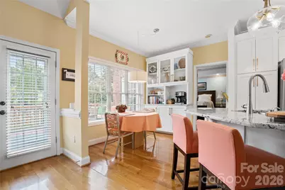 811 4th Street NE, Conover, NC 28613 - Photo 6