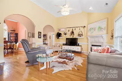 811 4th Street NE, Conover, NC 28613 - Photo 16